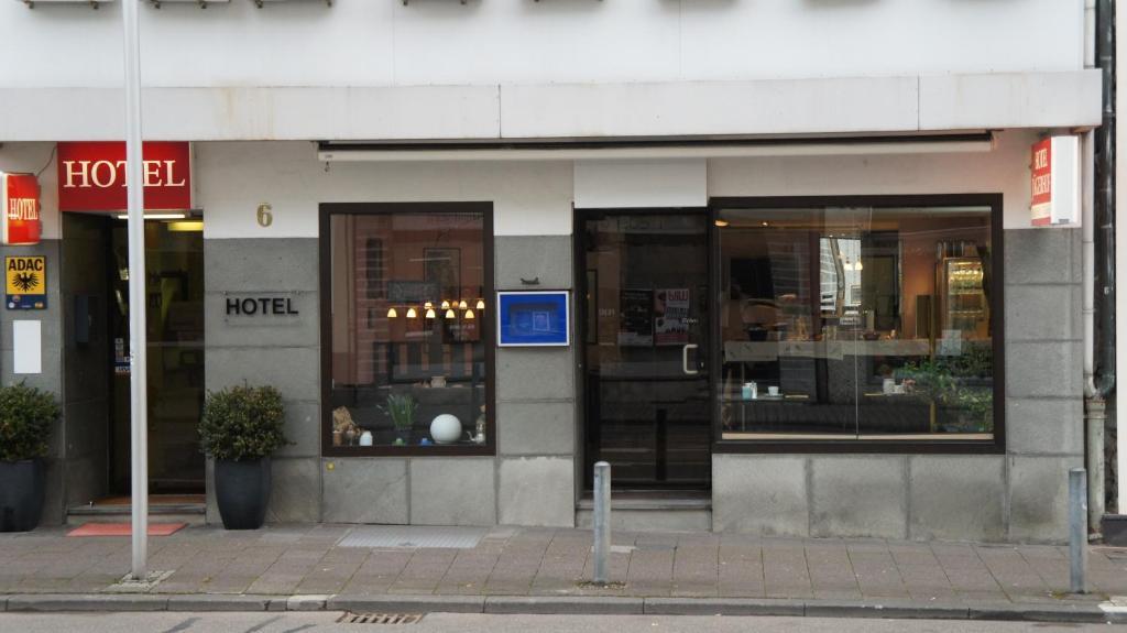 Hotel Jaegerhof Wiesbaden Exterior foto
